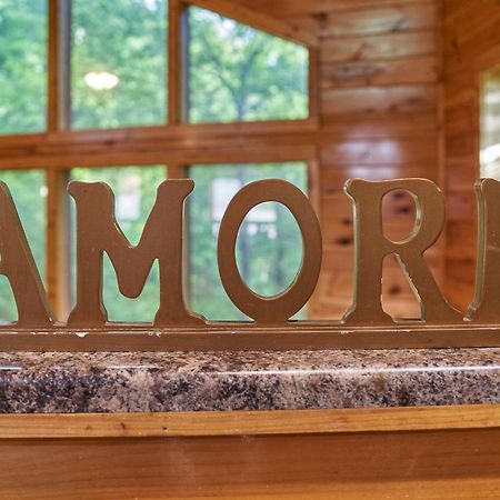 Chalet Damour Gatlinburg Eksteriør bilde